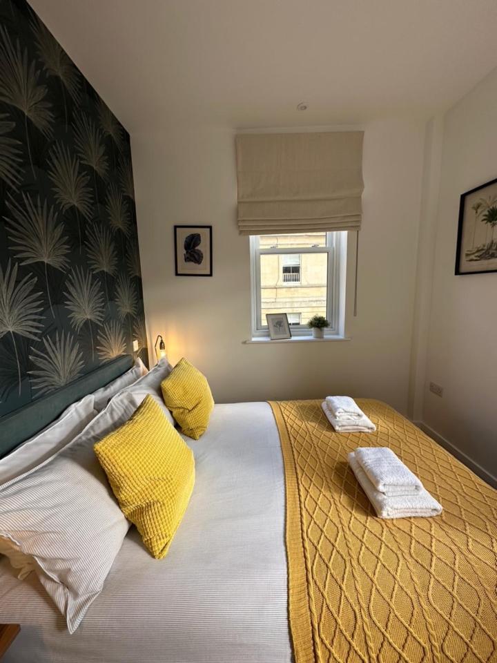 Contemporary Pied A Terre In The Heart Of Bath Apartment Ngoại thất bức ảnh